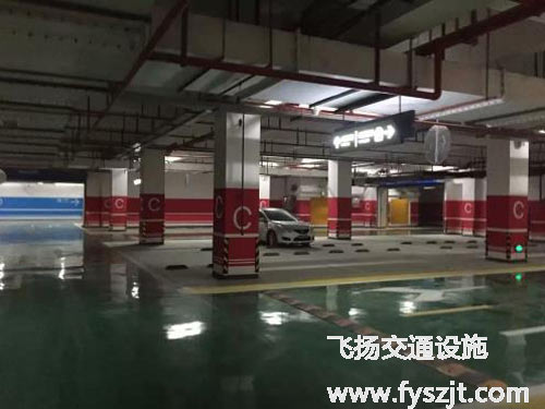 <b><b>停車場(chǎng)車庫劃線_商場(chǎng)停車場(chǎng)車位劃線</b></b>