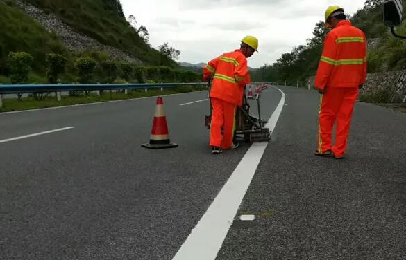 蘇州道路劃線公司施工水平要達到哪種標準？