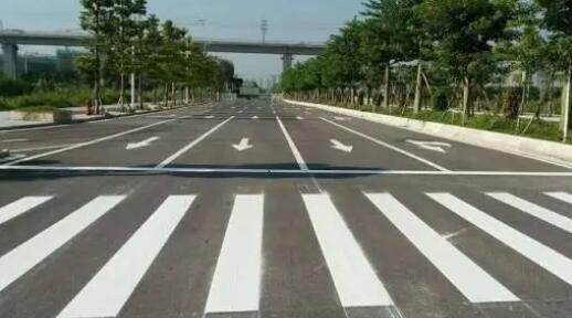 蘇州道路劃線施工后怎樣對地坪進行保養(yǎng)？